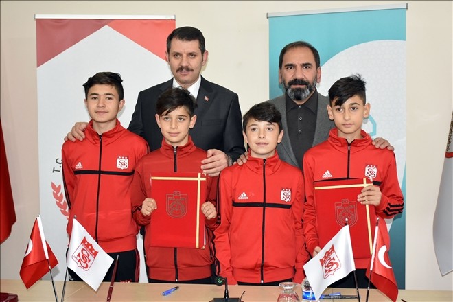 Sivas´ta yetenekli çocuklar, futbola kazandırılacak