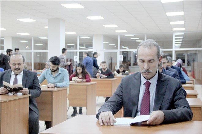 En uzun gecede kitap okudular