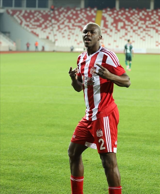 Kone gol sayısını 11 yaptı