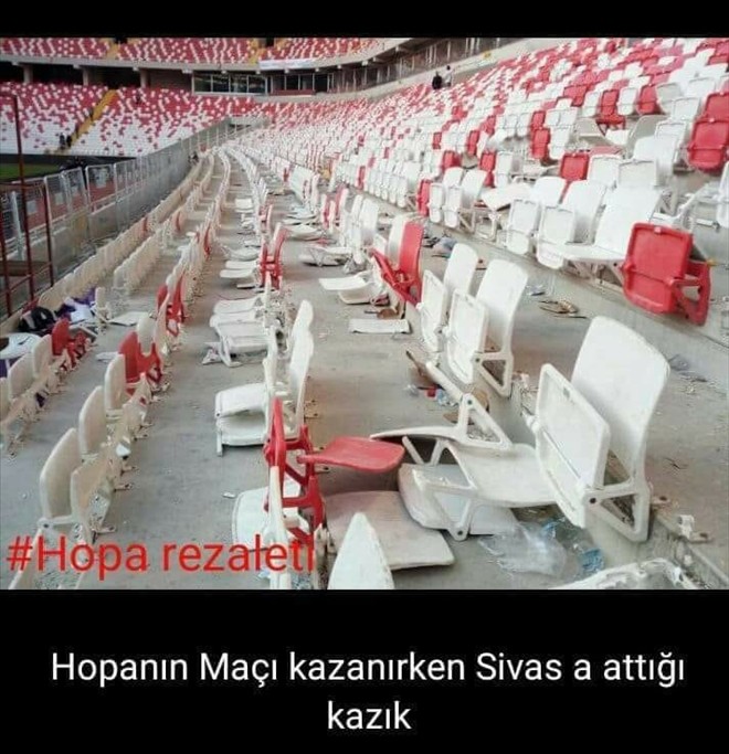 Hopasporlular koltukları kırdı