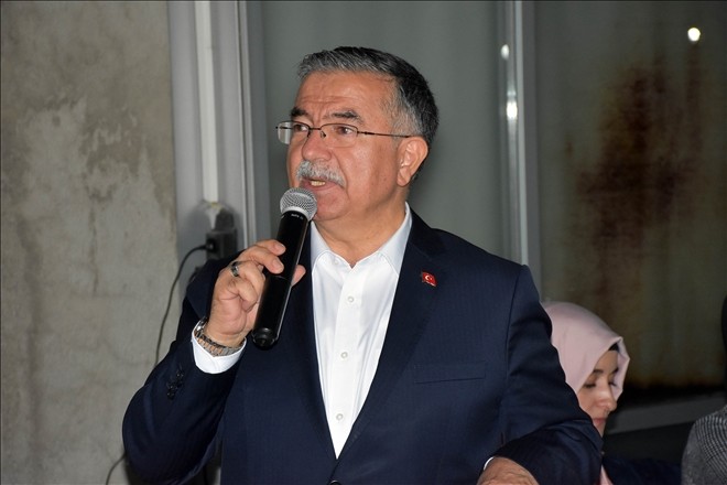 Bakan Yılmaz: Hem güçlü yasamayı hem güçlü hükümeti seçeceğiz