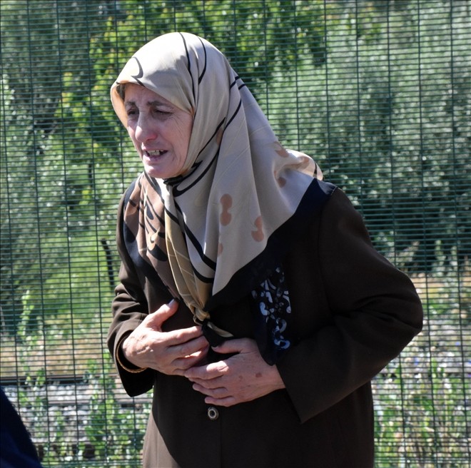 İşitme engelli eşi, yanında lokomotif çarpması sonucu öldü