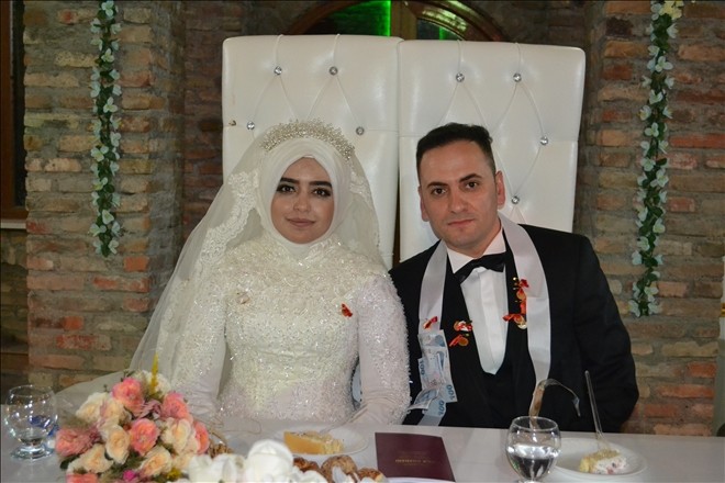 Karaman ve Doğan ailelerinin mutlu günü