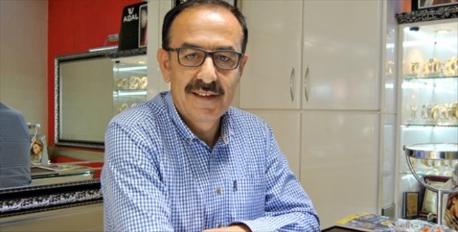 SİYASETİN NABZI GAZETE ŞEHİR´DE ATIYOR