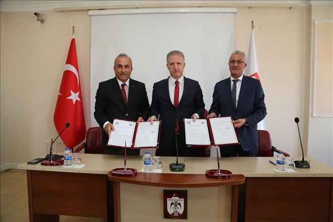 Protokol İmzalandı   