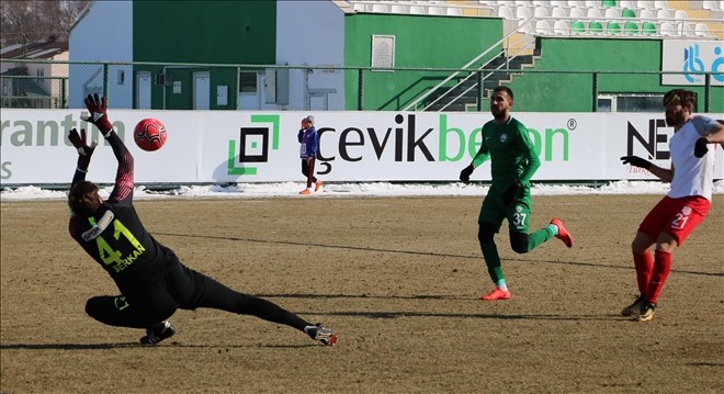 TFF 2. Lig: Sivas Belediyespor: 1 - Pendikspor: 2