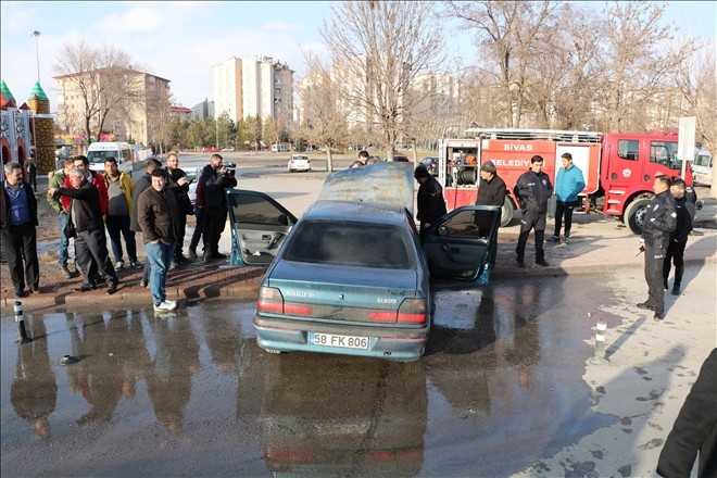 Yanan araç umurunda olmadı