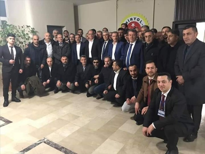 DEMİRYOLU İŞÇİLERİ  ?KÜTÜK´LE YOLA DEVAM? DEDİ 