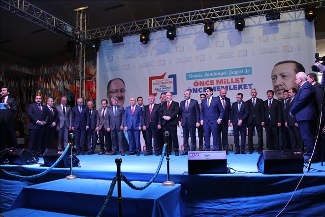 AK PARTİ´DE COŞKULU TANITIM