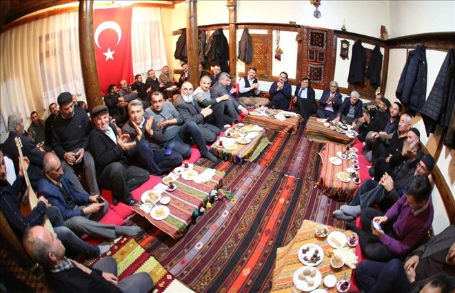 GELENEKLERİMİZİ YAŞATTILAR