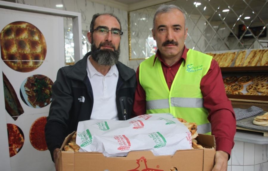 Barış Pınarı Harekâtı için pide bağışladı