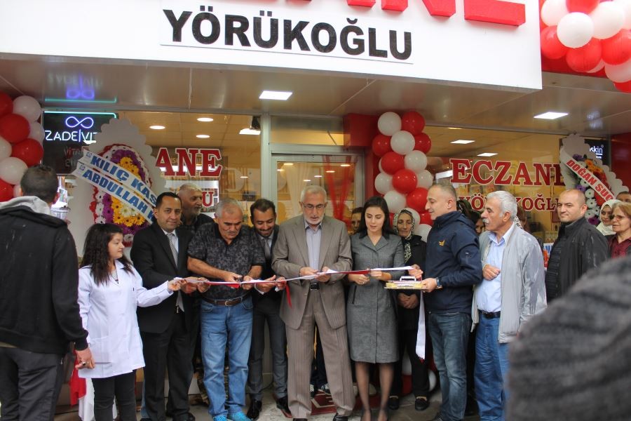 Yörükoğlu Eczanesi Sivaslıların hizmetinde