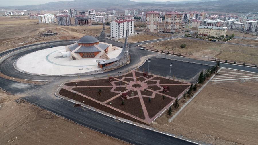 AYYILDIZLI CAMİYE YENİ YOLLAR AÇILDI…