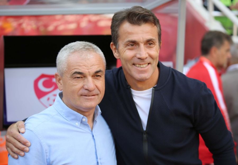 Süper Lig: DG Sivasspor: 0 - Antalyaspor: 0 (İlk yarı)