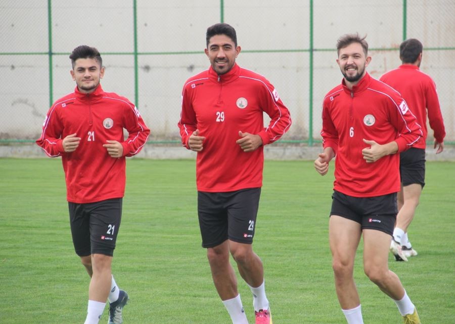  Sivas Belediyespor’da neşeli antrenman