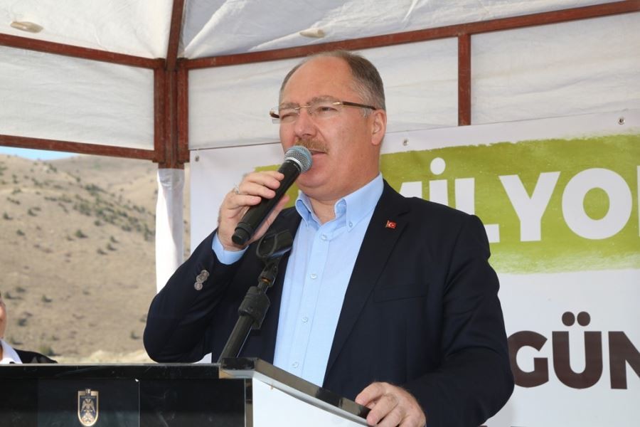 Sivas’ta 49 noktada 511 bin 279 fidan dikildi