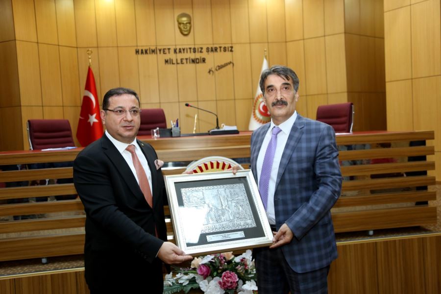 Eken; Kasım ayı konuğu oldu.