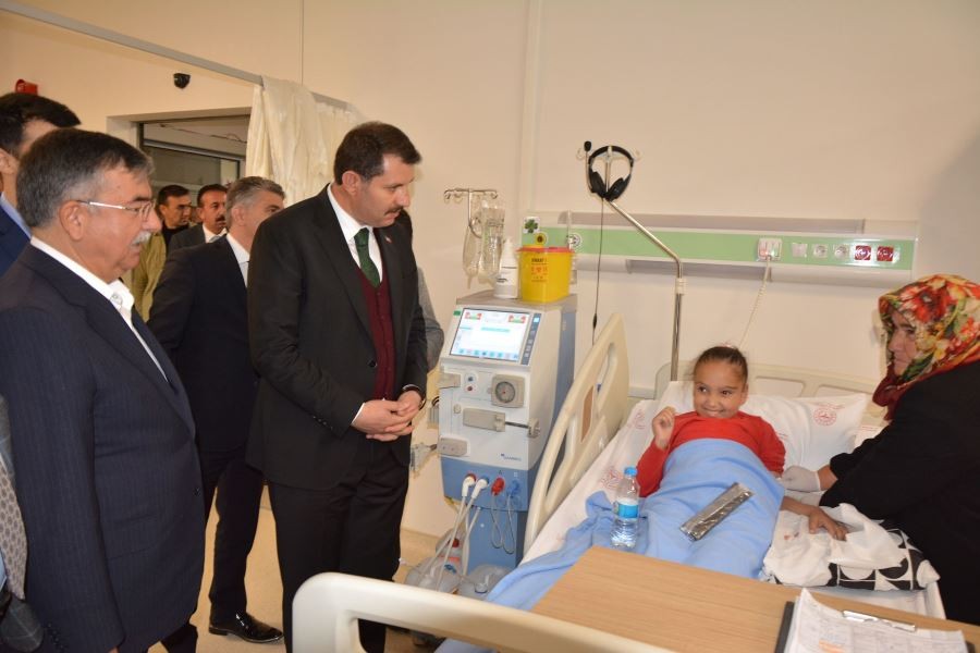 Suşehri’nde 75 yataklı devlet hastanesi hizmete açıldı