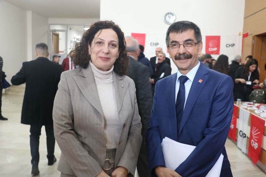  CHP’de kongre çekişmeli geçti.