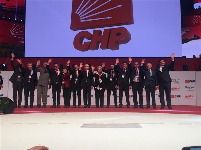 CHP´NİN BAŞKAN ADAYLARINA GÖRKEMLİ TANITIM