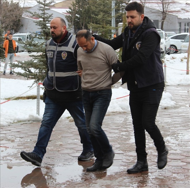 Kayınbiraderini öldüren enişte adliyede