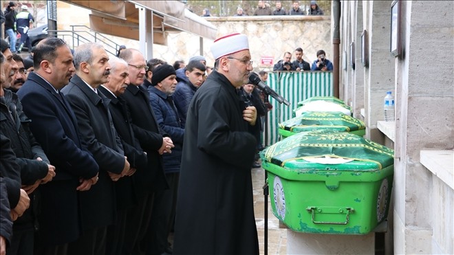 Kazada ölen aynı isimdeki elti ve görümce birlikte uğurlandı