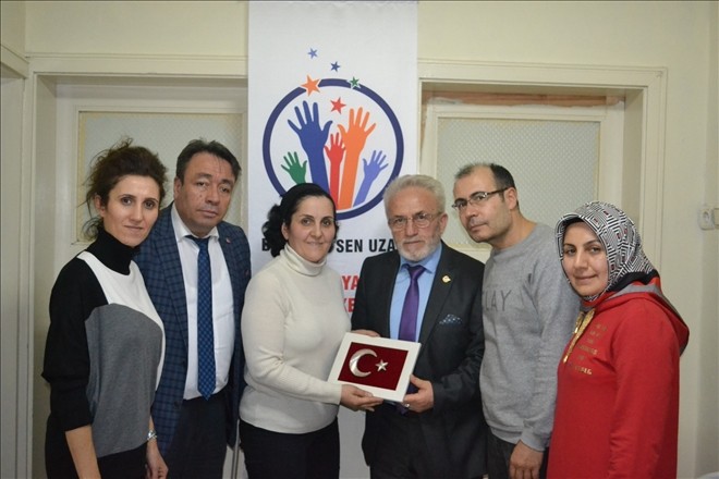 İhtiyaçlıların imdadına koşuyorlar