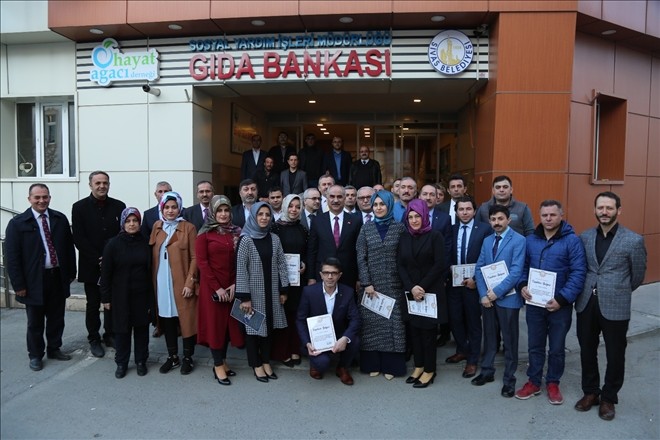 ALKIŞLARLA UĞURLANDILAR