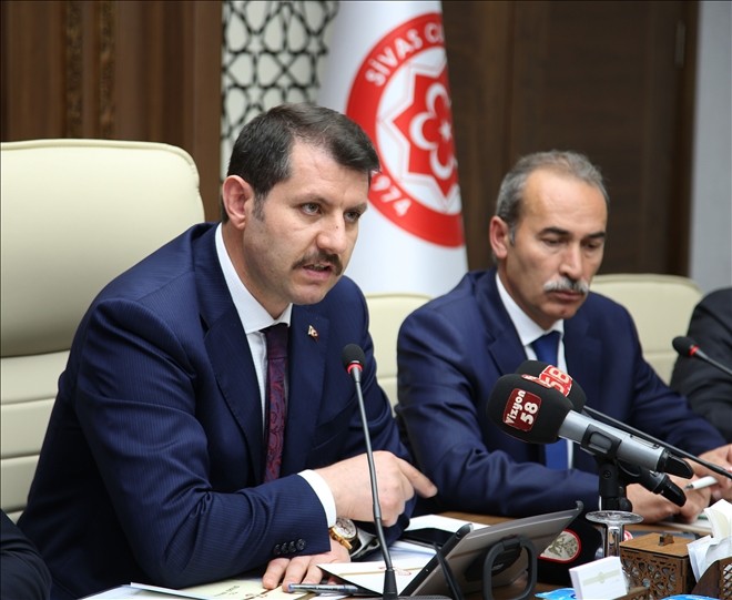 Vali Ayhan, 