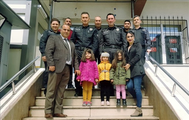 Emniyet teşkilatını  yalnız bırakmadılar