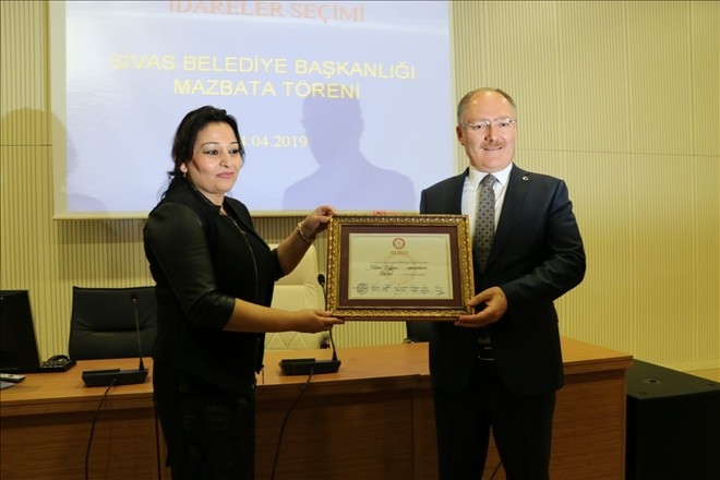 Bilgin mazbatasını aldı