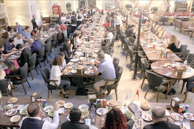 A Life ailesi  iftarda buluştu