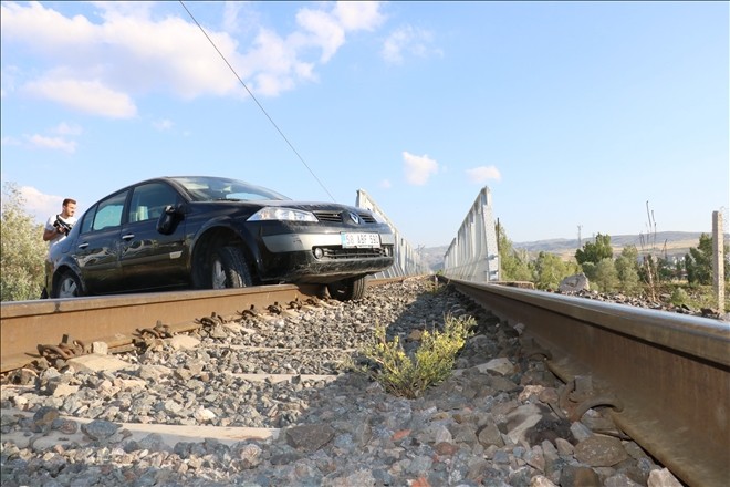 Tren raylarında büyük panik