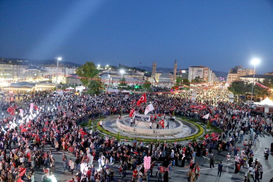EGEMENLİK MİLLETİNDİR