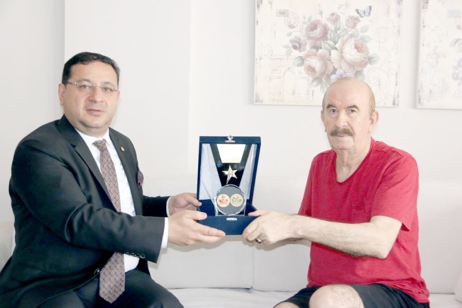 Demirgil’e ‘Sivas’a Değer Katanlar’ ödülü 