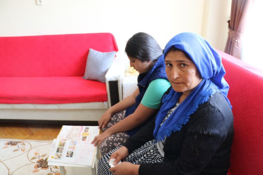 Anne ve kızlarının yaşam mücadelesi