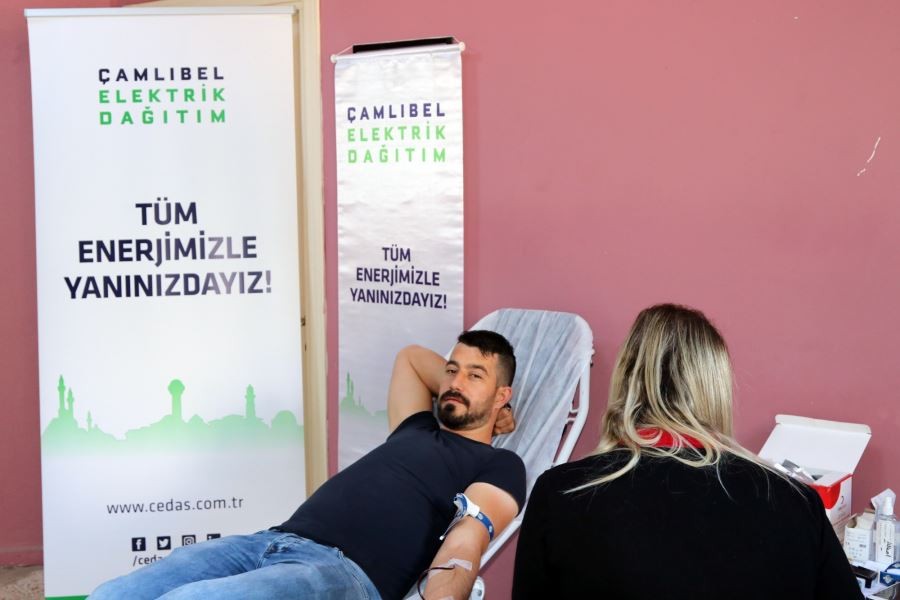 Enerji çalışanlarından kan bağışı