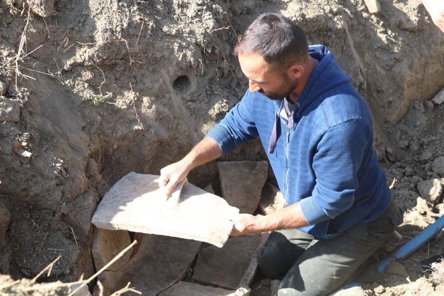 Lahit mezar bulduklarını sandılar, gerçek sonradan ortaya çıktı