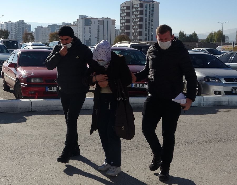 Bebeğini dondurucu soğukta ölüme terk eden anne tutuklandı