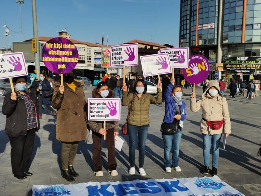 Yoksulluğa karşı sokaklardayız