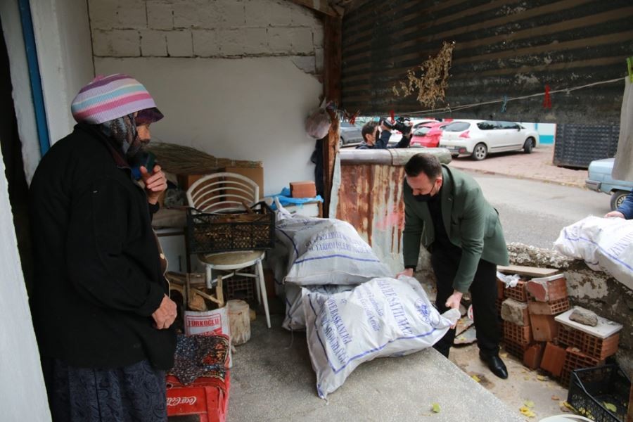 Atık odunlar, 2 Bin 300 ailenin evini ısıtacak
