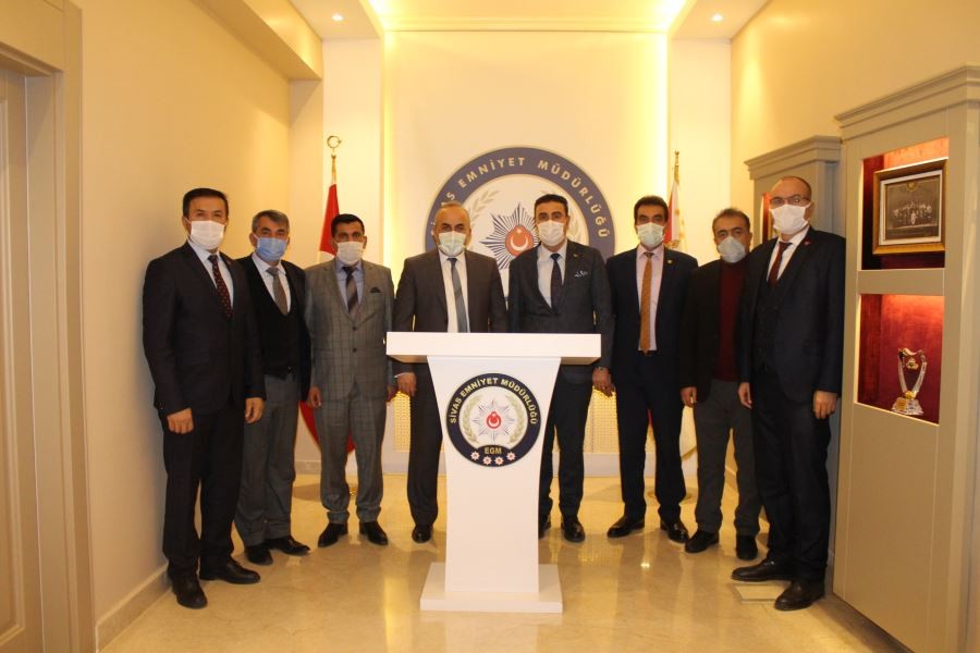 ESNAFTAN CUMHURİYET BAŞSAVCILIĞI, POLİS VE JANDARMAYA ŞÜKRAN ZİYARETİ