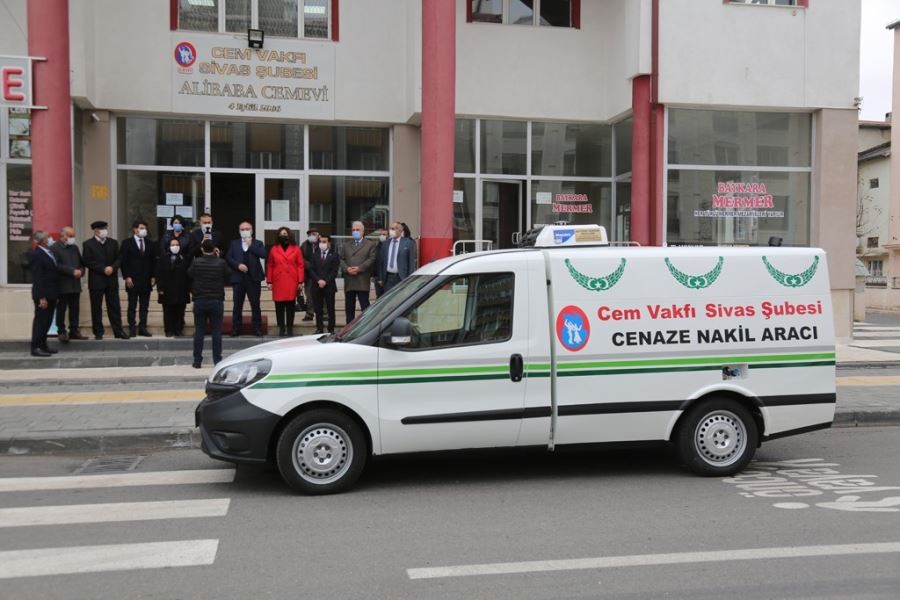 Sivas Belediyesinden Cem Vakfına cenaze nakil aracı