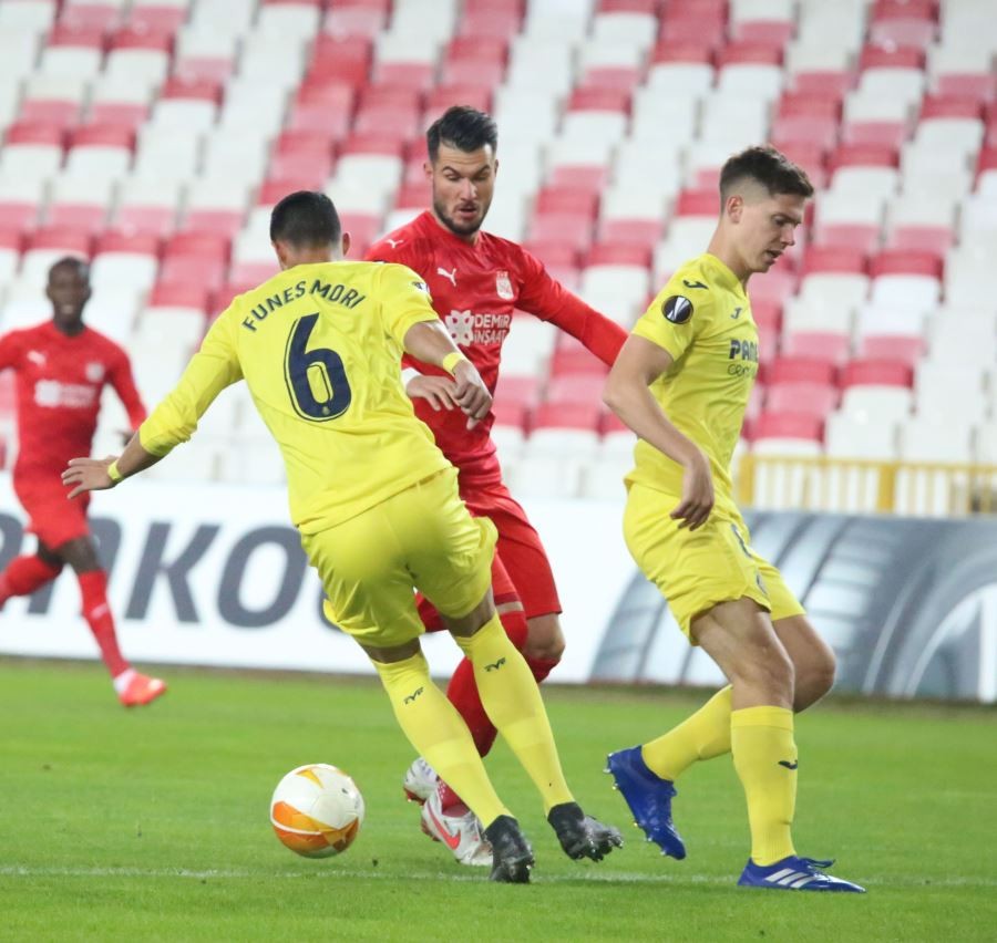 UEFA Avrupa Ligi: Sivasspor: 0 - Villarreal: 0 (Maç devam ediyor)