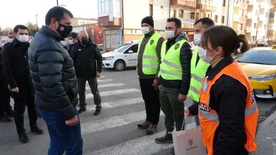 Aklının ucundan geçmezdi valiye yakalandı