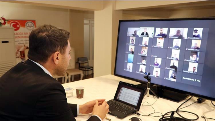 Din görevlilerine  online seminer
