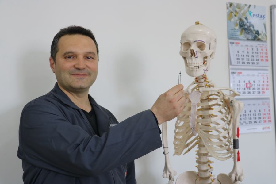 ESTAŞ,  diş implantında dışa bağımlılığa son verdi