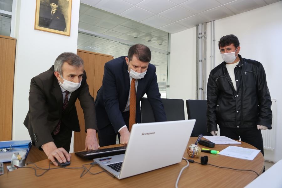 Vali Ayhan, Seyahat İzin Kurulu