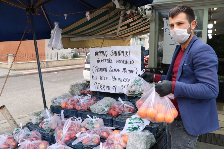 Askıda meyve sebze kampanyası ilgi gördü