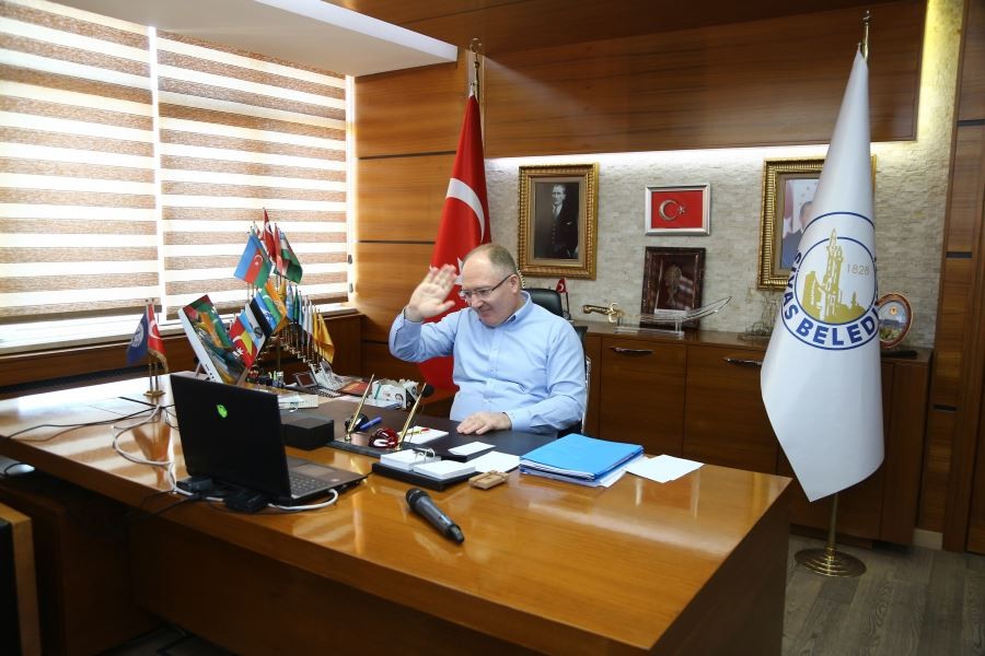Başkan Bilgin video konferans yöntemiyle muhtarla toplantı yaptı